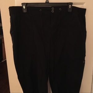 Lane Bryant black cargo capris